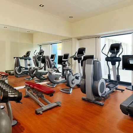 Four Points By Sheraton Hotel Múnich