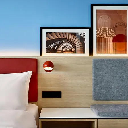 By Marriott Hotel Munich