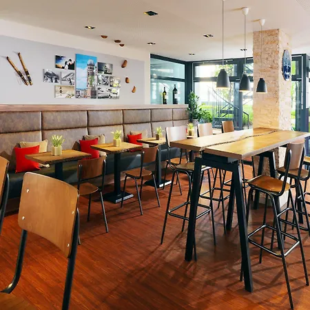 מלון By Marriott 4*