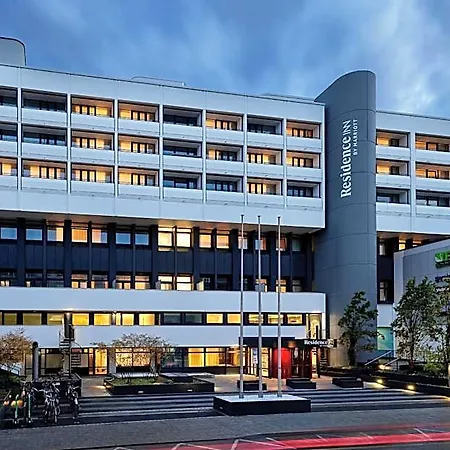 ريزيدنس إن باي ماريوت ميونخ سنترال 4*