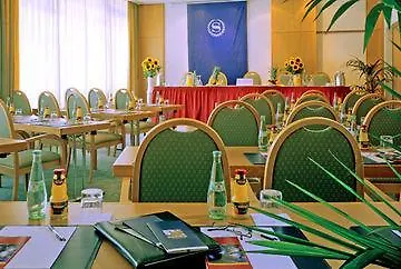 Four Points By Sheraton Hotel