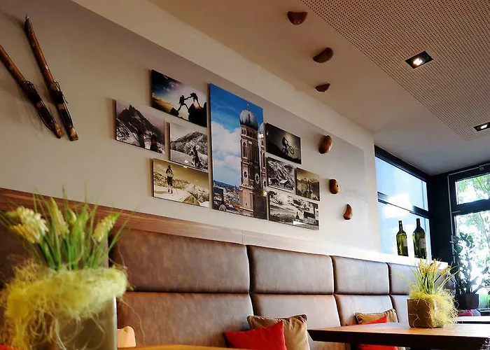 フォーポイント バイ シェラトン セントラル ホテル