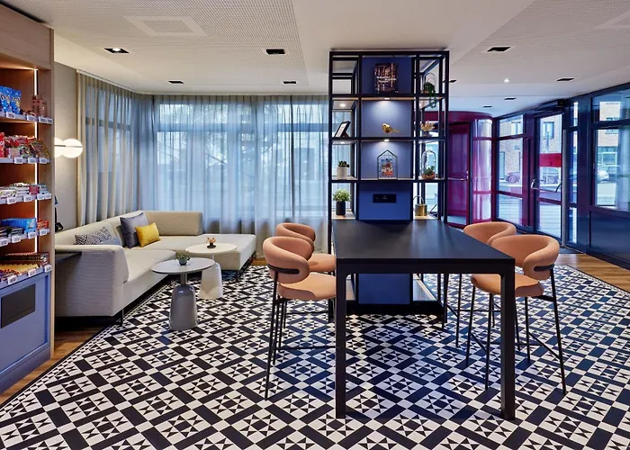 フォーポイント バイ シェラトン セントラル ミュンヘン