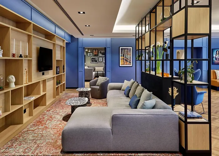 מלון By Marriott