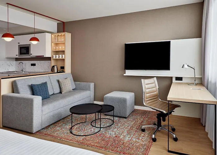 Szálloda By Marriott 4*