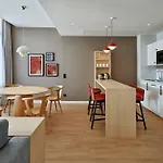 By Marriott Szálloda 4*