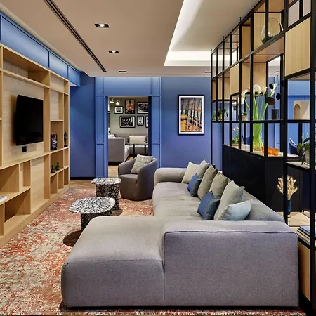 By Marriott מלון 4*