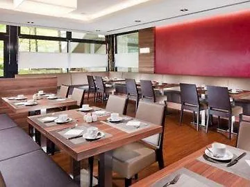מלון By Marriott