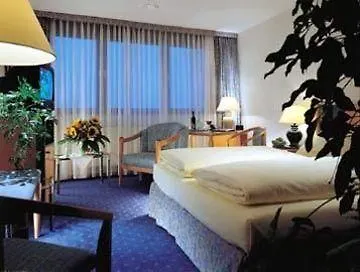 מלון By Marriott